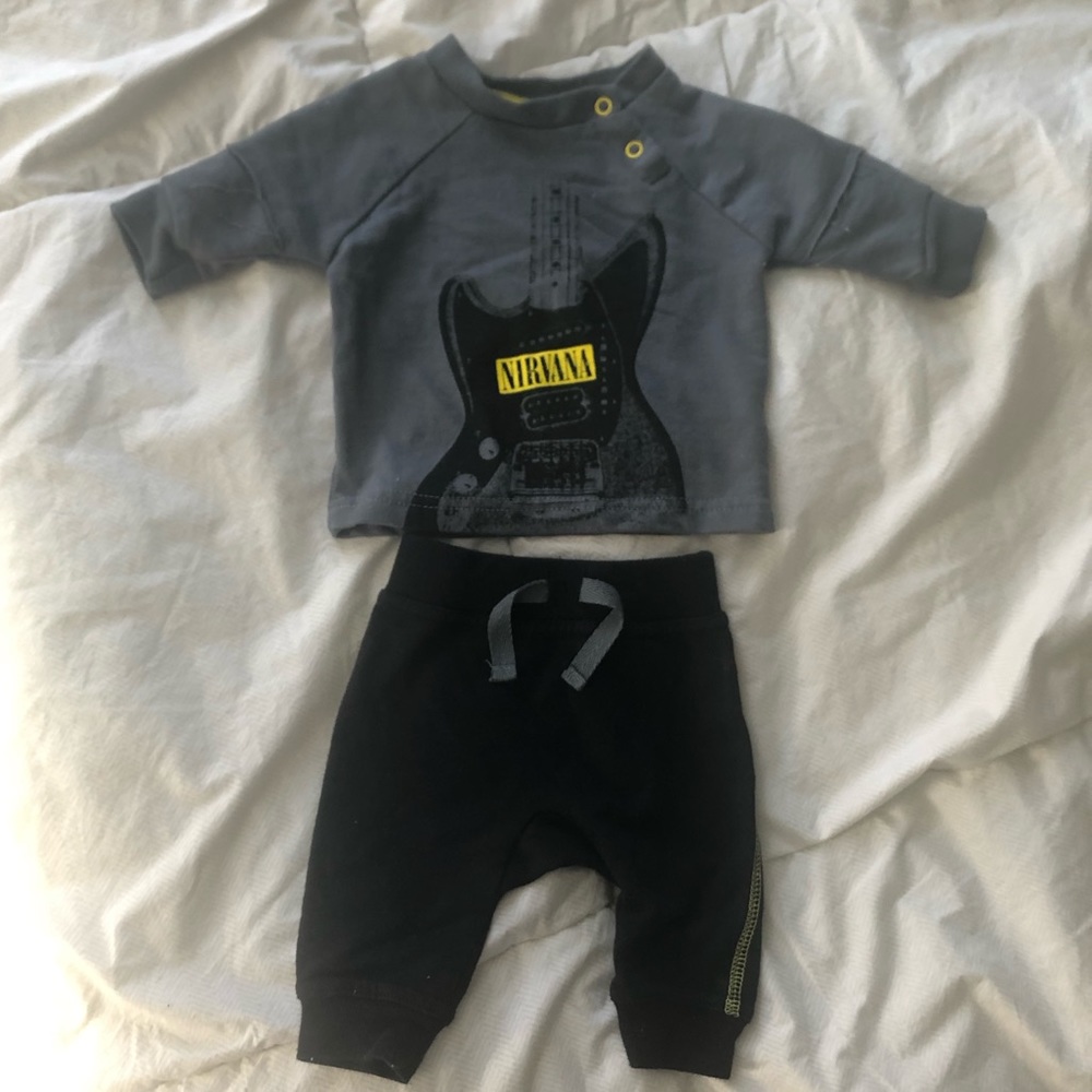 Newborn Nirvana Outfit